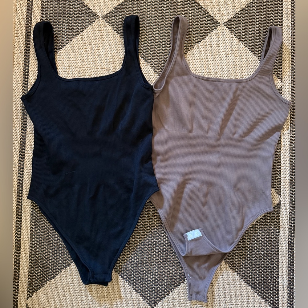 2 OQQ Bodysuits